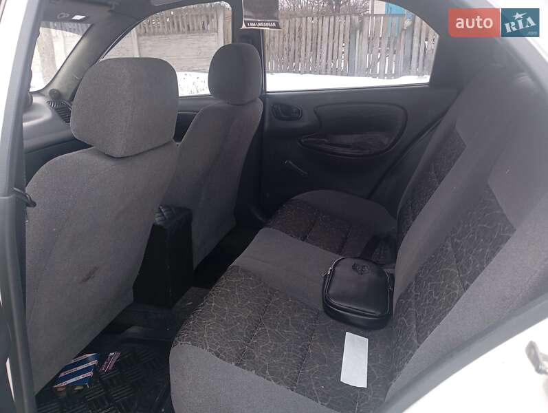 Хетчбек Daewoo Lanos 2008 в Іванкові