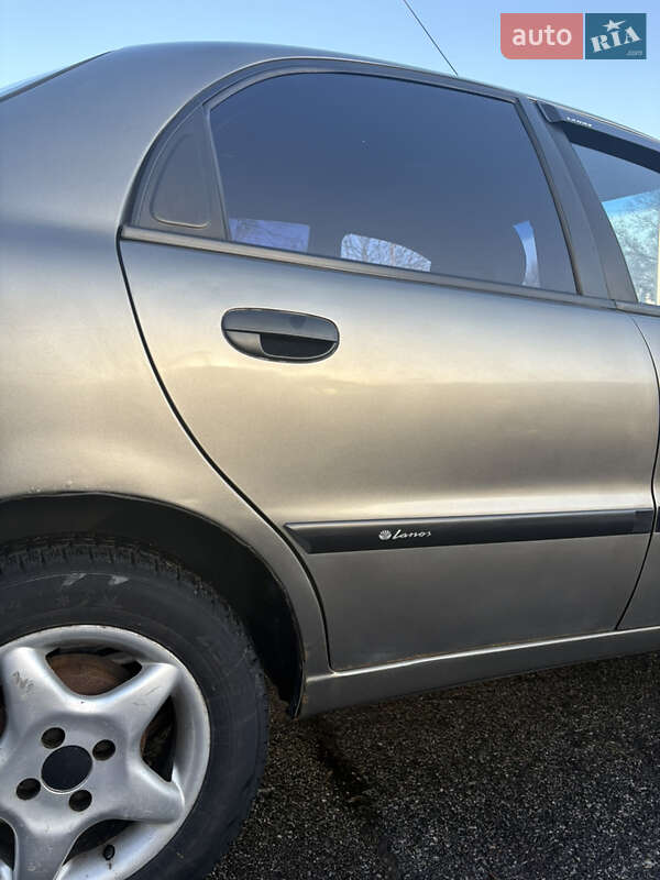 Седан Daewoo Lanos 2003 в Харькове