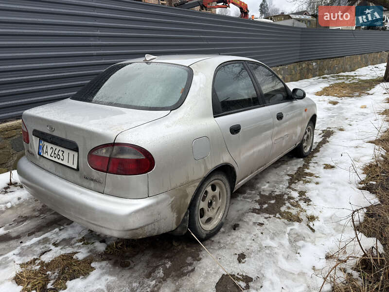 Седан Daewoo Lanos 2003 в Делятине