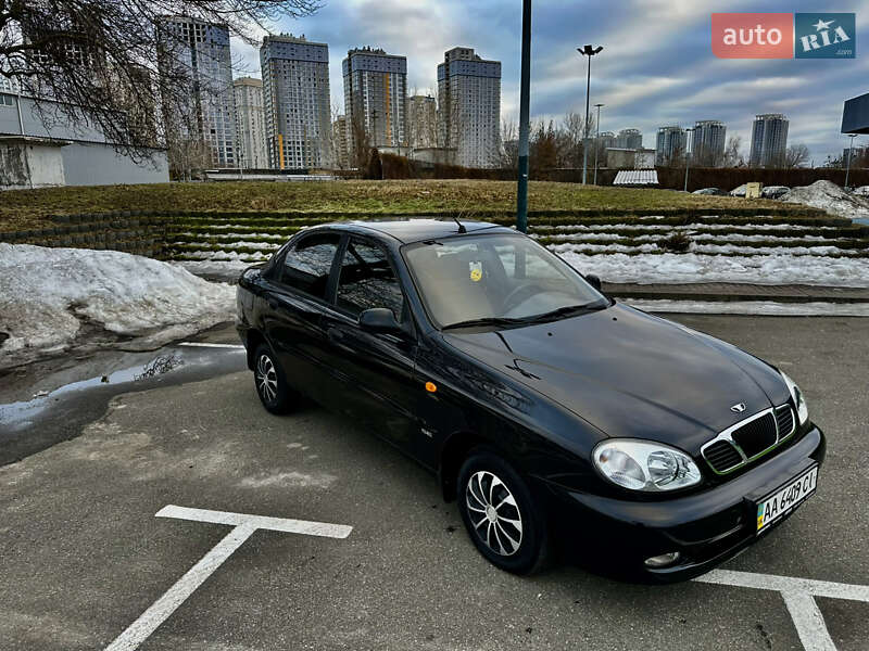 Седан Daewoo Lanos 2006 в Києві