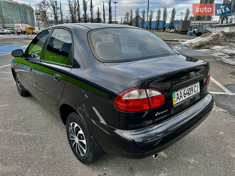 Седан Daewoo Lanos 2006 в Києві