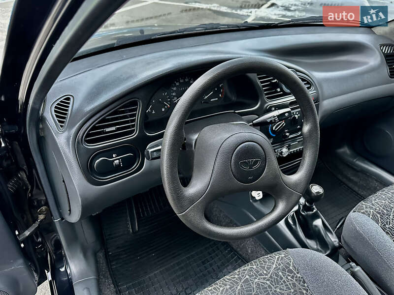 Седан Daewoo Lanos 2006 в Києві