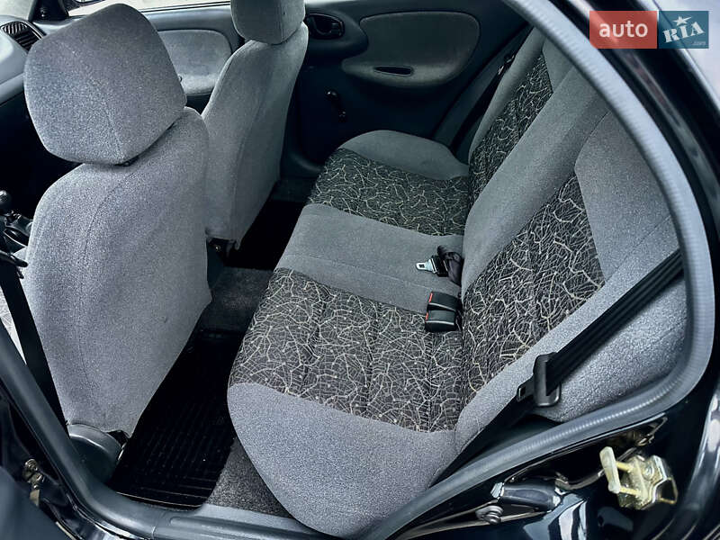 Седан Daewoo Lanos 2006 в Києві