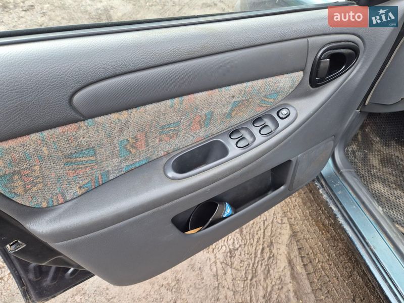 Седан Daewoo Lanos 2005 в Новомосковську