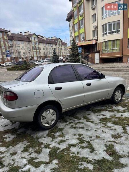 Седан Daewoo Lanos 2008 в Києві