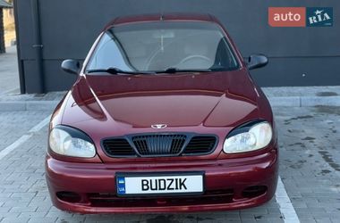 Седан Daewoo Lanos 2002 в Кременці