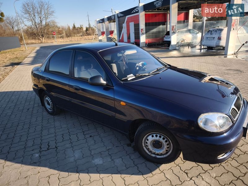 Седан Daewoo Lanos 2004 в Стрию