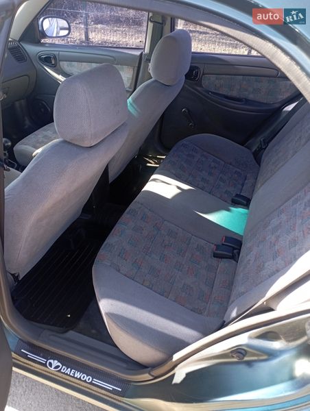 Седан Daewoo Lanos 2005 в Мерефа