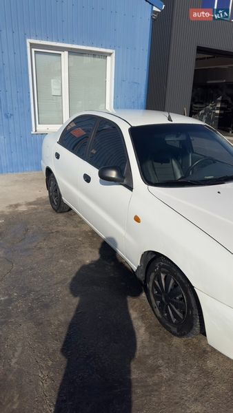 Седан Daewoo Lanos 2003 в Баришівка