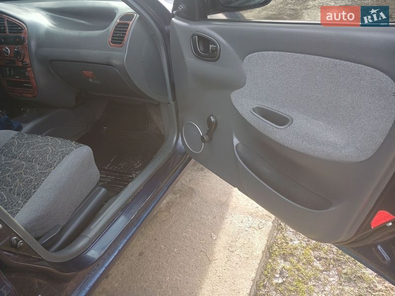 Седан Daewoo Lanos 2007 в Монастириській