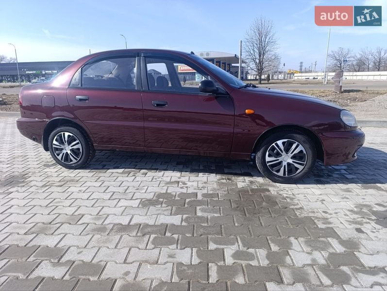 Седан Daewoo Lanos 2008 в Вознесенске