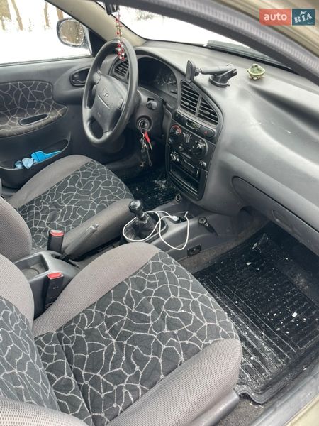 Седан Daewoo Lanos 2003 в Львове