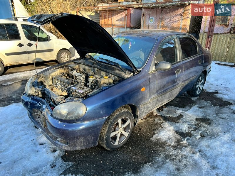 Седан Daewoo Lanos 2002 в Києві