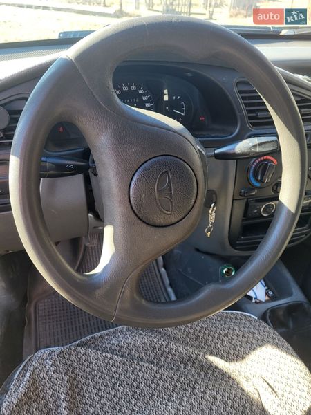 Седан Daewoo Lanos 2008 в Дніпрі