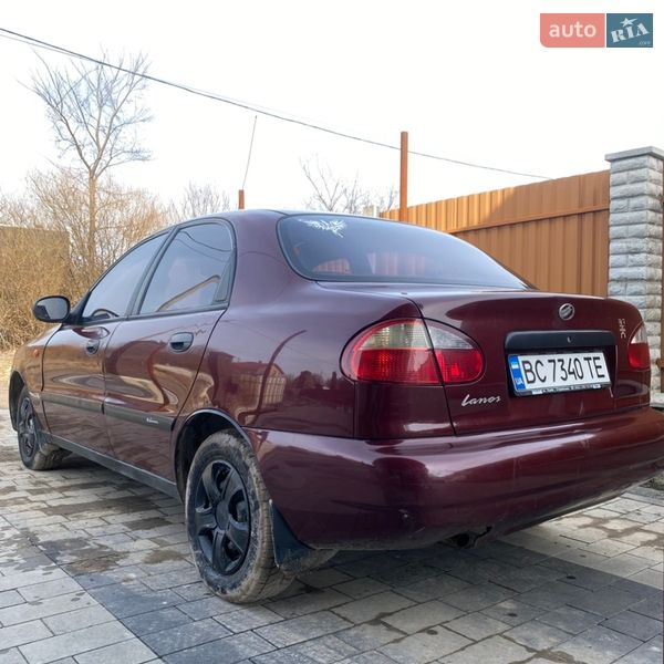 Седан Daewoo Lanos 2009 в Львові