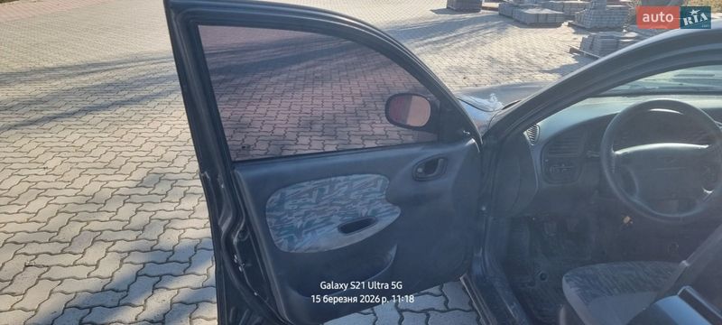 Седан Daewoo Lanos 1998 в Хмельницькому