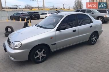 Седан Daewoo Lanos 2003 в Одессе