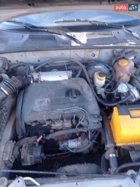 Седан Daewoo Lanos 2002 в Полтаве