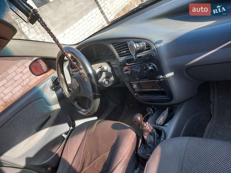 Седан Daewoo Lanos 2008 в Днепре