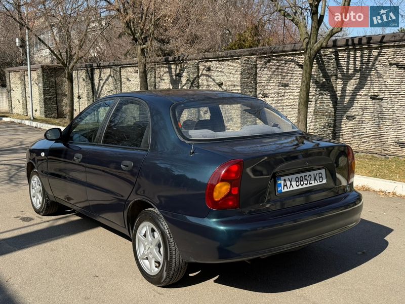 Седан Daewoo Lanos 2005 в Дніпрі