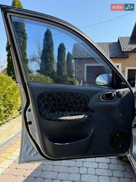 Седан Daewoo Lanos 2004 в Косове