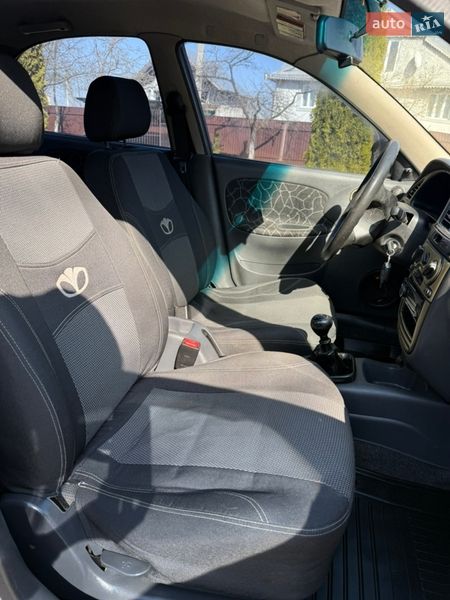 Седан Daewoo Lanos 2004 в Косове