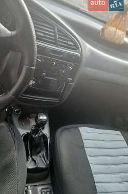 Седан Daewoo Lanos 2006 в Запоріжжі