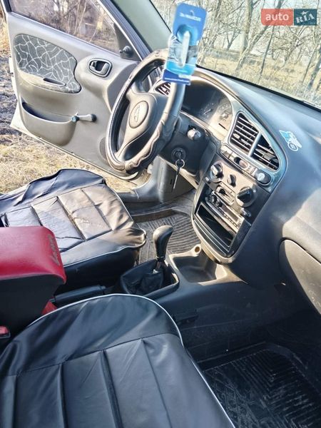 Седан Daewoo Lanos 2003 в Почаеве