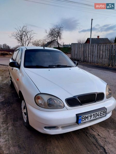 Седан Daewoo Lanos 2004 в Тростянце