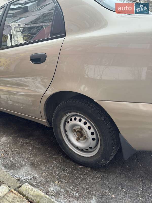 Седан Daewoo Lanos 2008 в Днепре