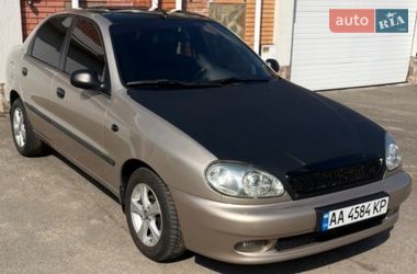Седан Daewoo Lanos 2004 в Киеве