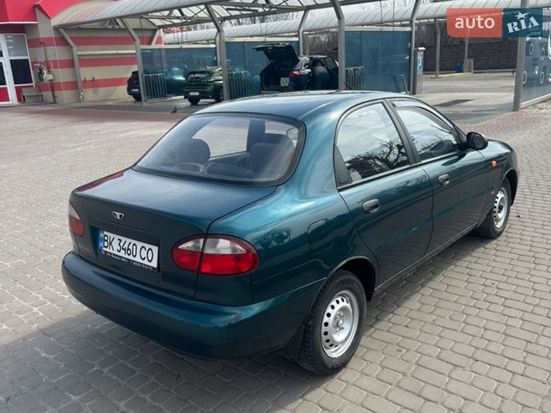 Седан Daewoo Lanos 2007 в Ровно