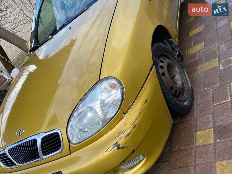 Седан Daewoo Lanos 2002 в Рівному