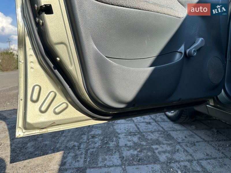 Седан Daewoo Lanos 2005 в Черкассах