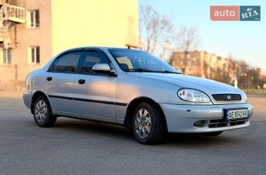 Седан Daewoo Lanos 2015 в Кривому Розі