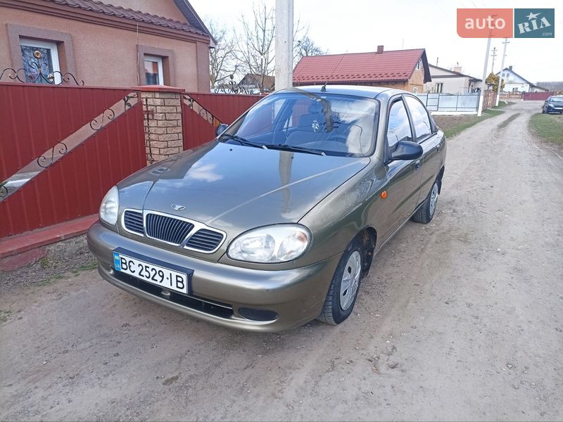 Седан Daewoo Lanos 2007 в Ровно