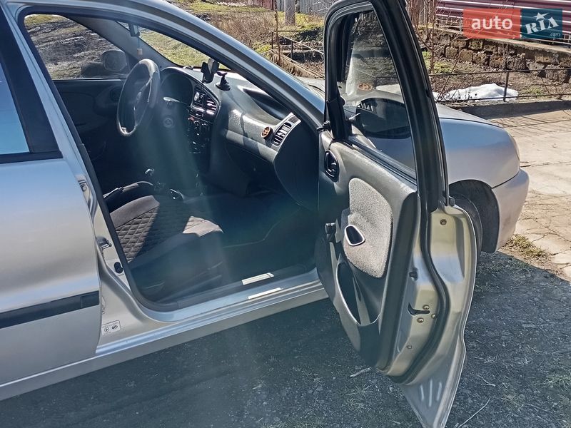 Седан Daewoo Lanos 2005 в Арцизе