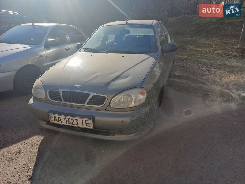 Седан Daewoo Lanos 2003 в Киеве