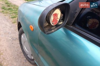 Седан Daewoo Lanos 1998 в Ужгороде