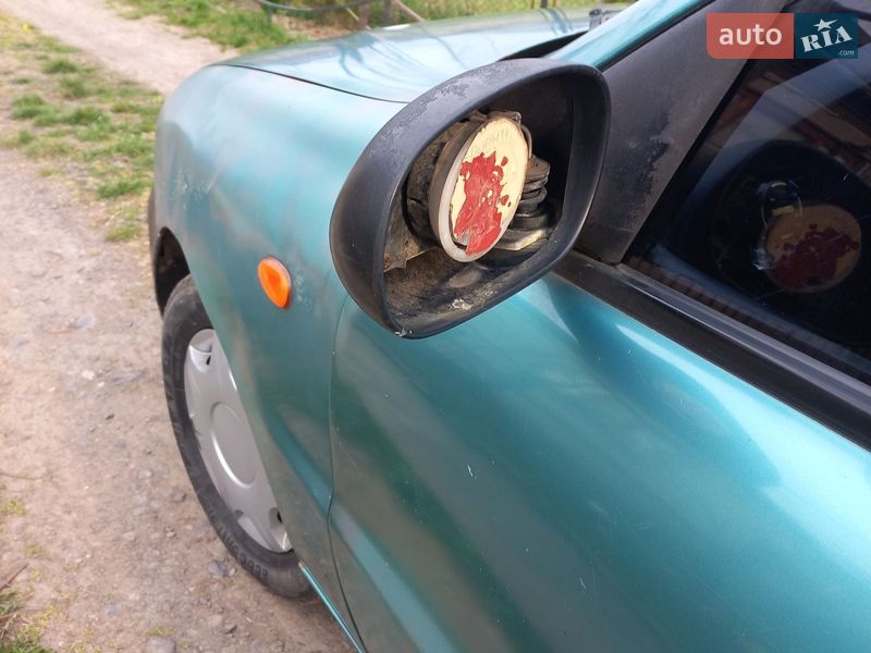 Седан Daewoo Lanos 1998 в Ужгороде