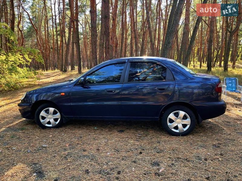 Седан Daewoo Lanos 2003 в Мукачево