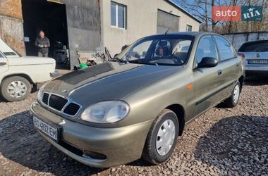 Седан Daewoo Lanos 2004 в Кременці