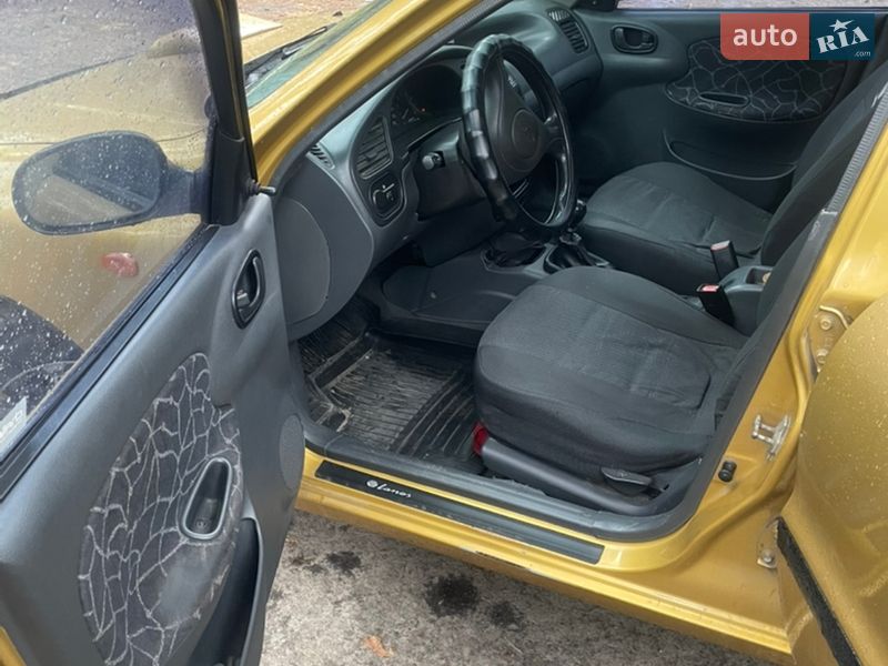 Седан Daewoo Lanos 2003 в Кременчуге