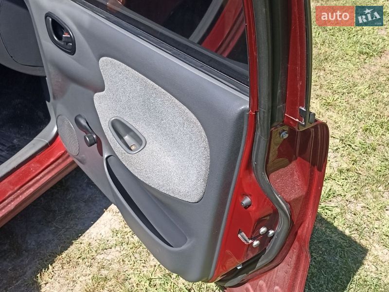 Седан Daewoo Lanos 2007 в Великих Мостах