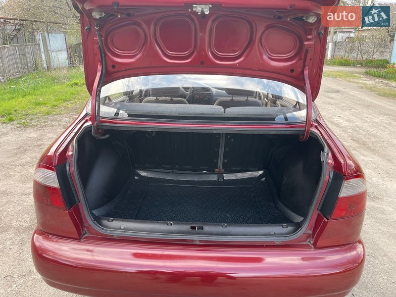 Седан Daewoo Lanos 2005 в Запорожье