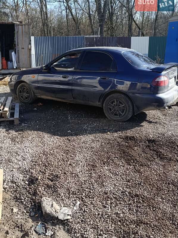 Седан Daewoo Lanos 1998 в Житомире