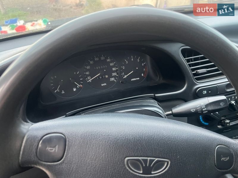 Седан Daewoo Lanos 2004 в Кривом Роге