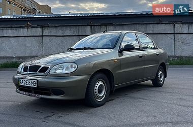 Седан Daewoo Lanos 2004 в Киеве