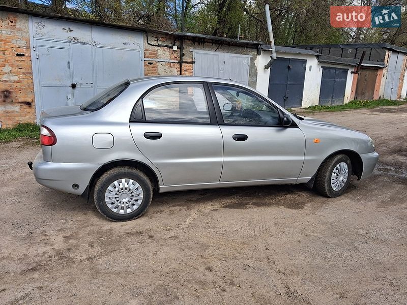 Седан Daewoo Lanos 2006 в Лубнах