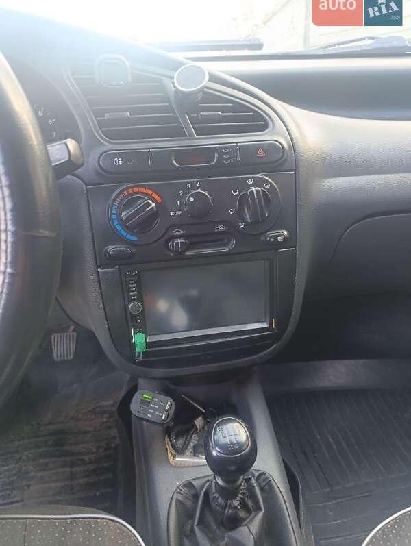Daewoo Lanos 1998